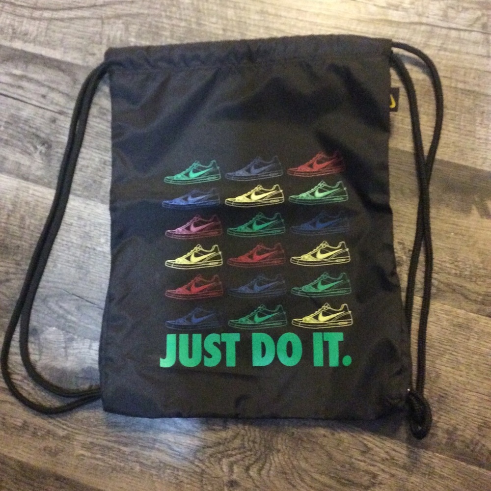 Vintage Nike Drawstring Backpack